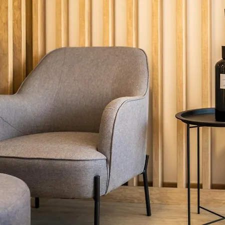 Myflat Coral Premium Apartment *