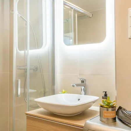 Апартаменты Myflat Coral Premium *
